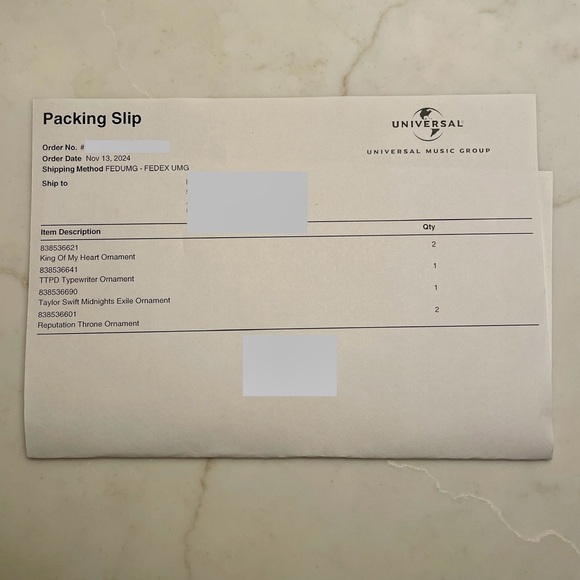 Authentic Taylor Swift Reputation Throne Ornament - Picture 5 of 6